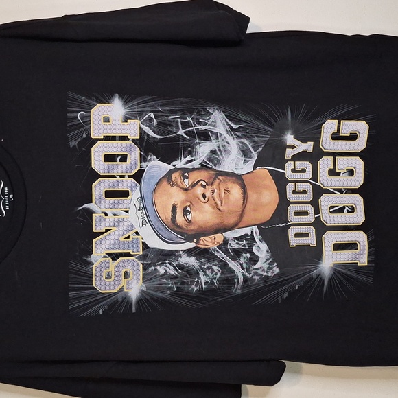Dogg Supply by Snoop Dogg Graphic Tee - Picture 2 of 5